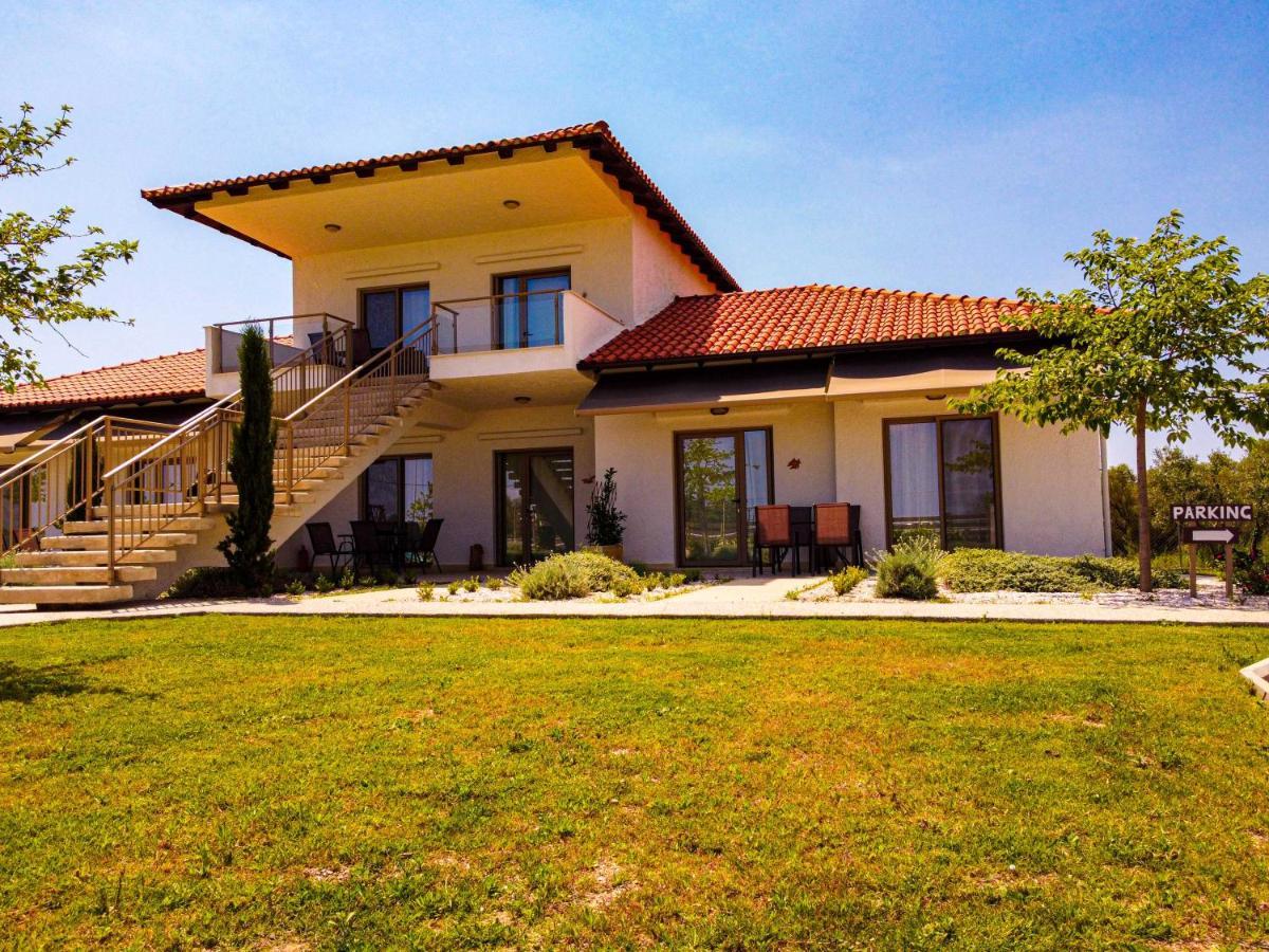 Varkes Suites 1 Potidée Extérieur photo